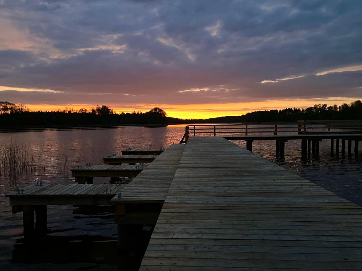 Domek Nad Jeziorem Piasutno Mazury Exterior foto